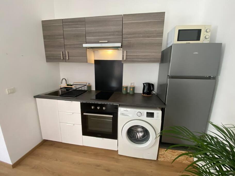 Le Petit Minimes Au Bord Du Canal Du Midi Apartment Toulouse Exterior photo